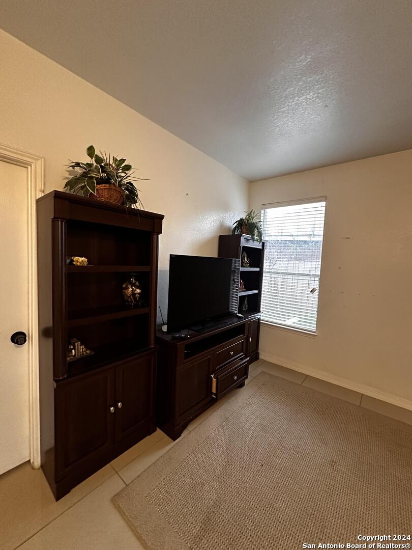 8206 Cerezo San Antonio TX 78250