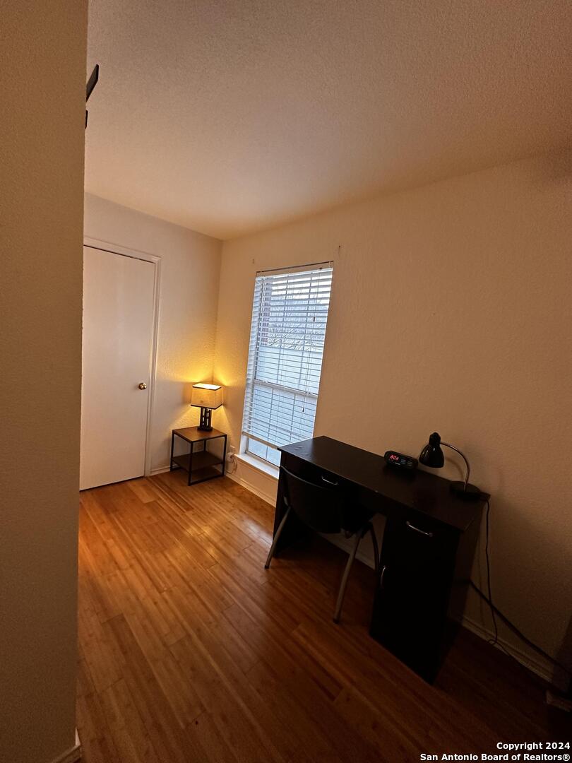 8206 Cerezo San Antonio TX 78250