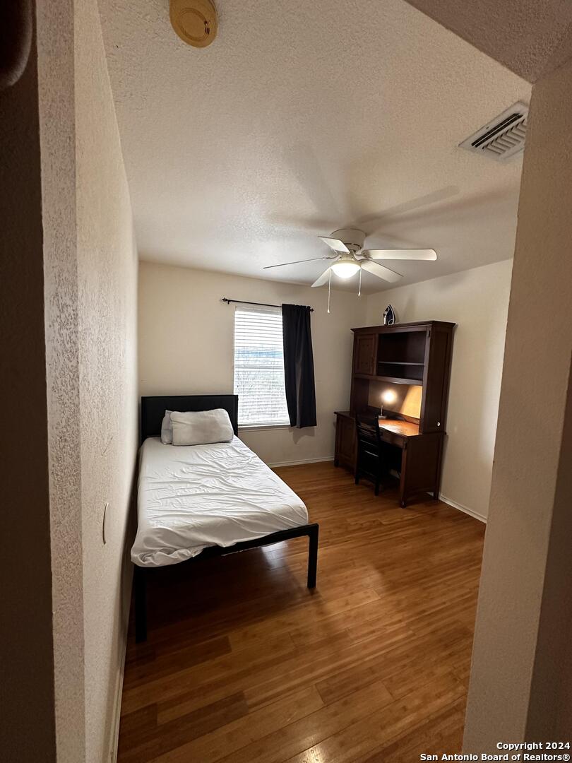 8206 Cerezo San Antonio TX 78250