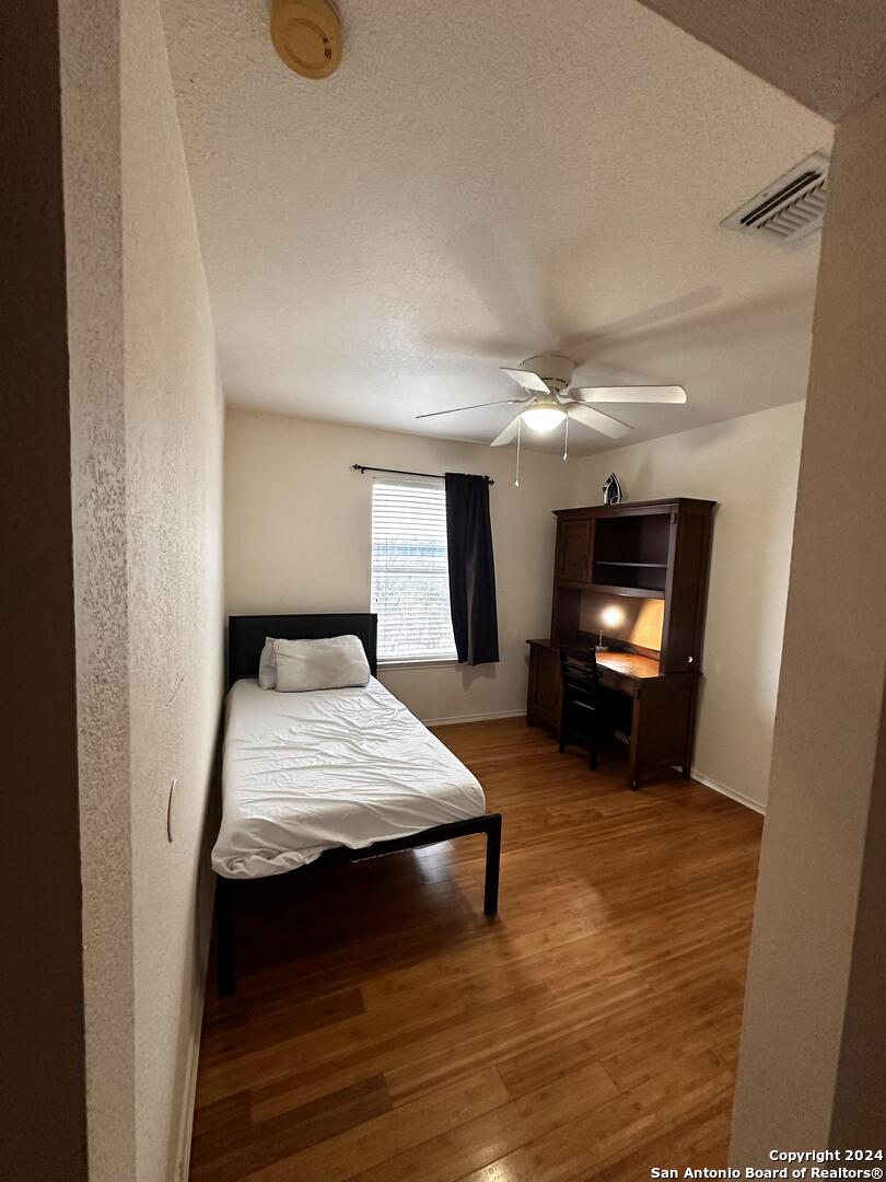 8206 Cerezo San Antonio TX 78250