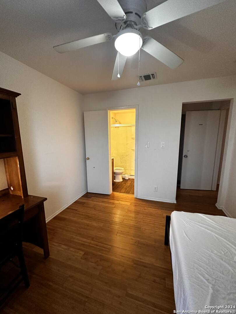 8206 Cerezo San Antonio TX 78250