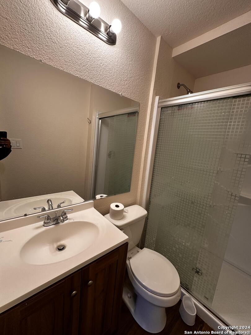 8206 Cerezo San Antonio TX 78250