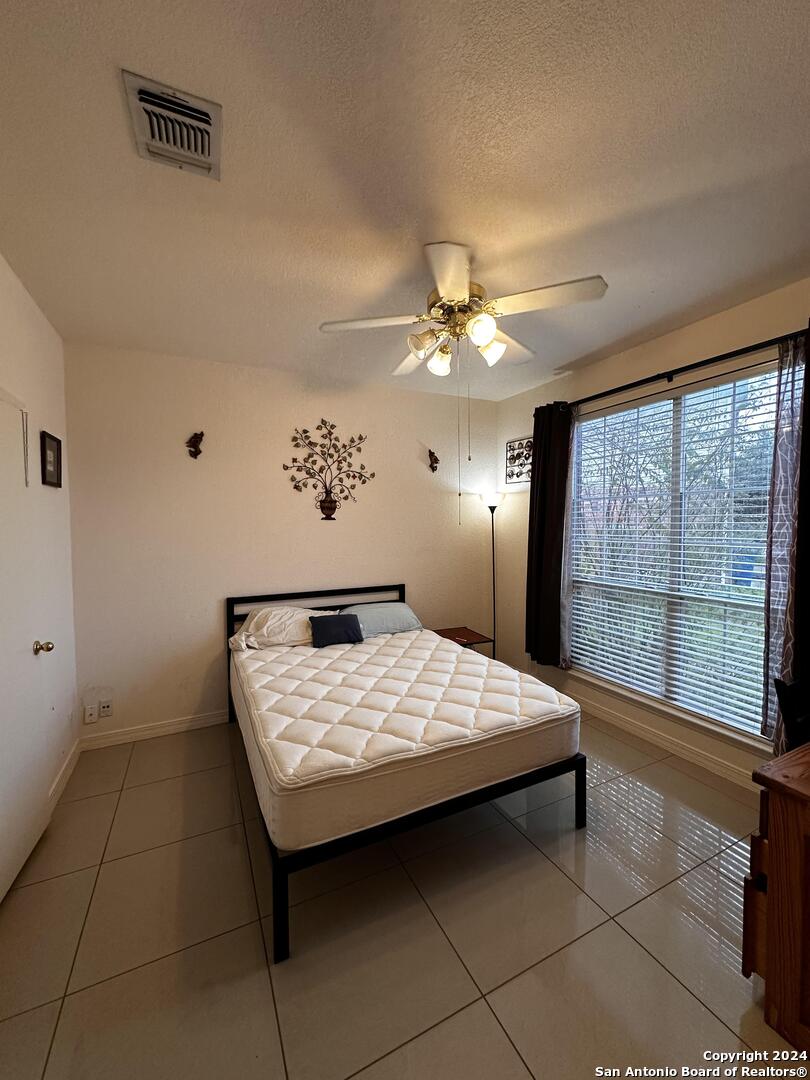 8206 Cerezo San Antonio TX 78250