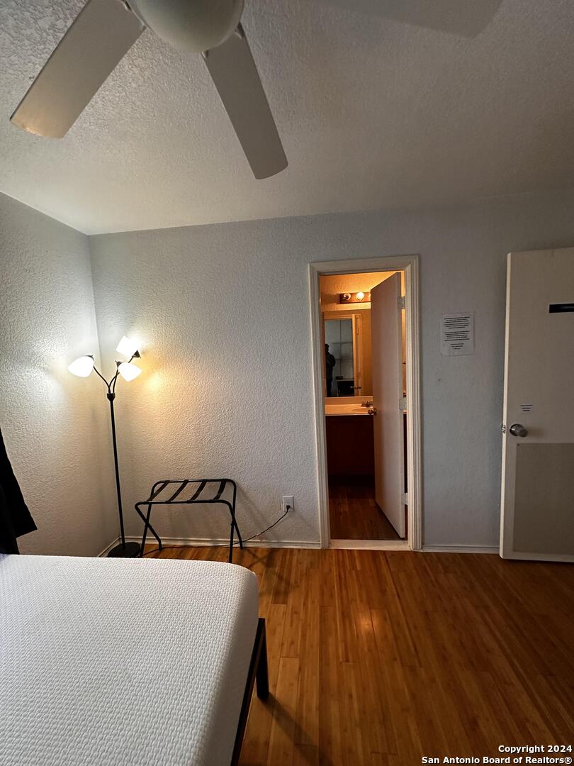 8206 Cerezo San Antonio TX 78250