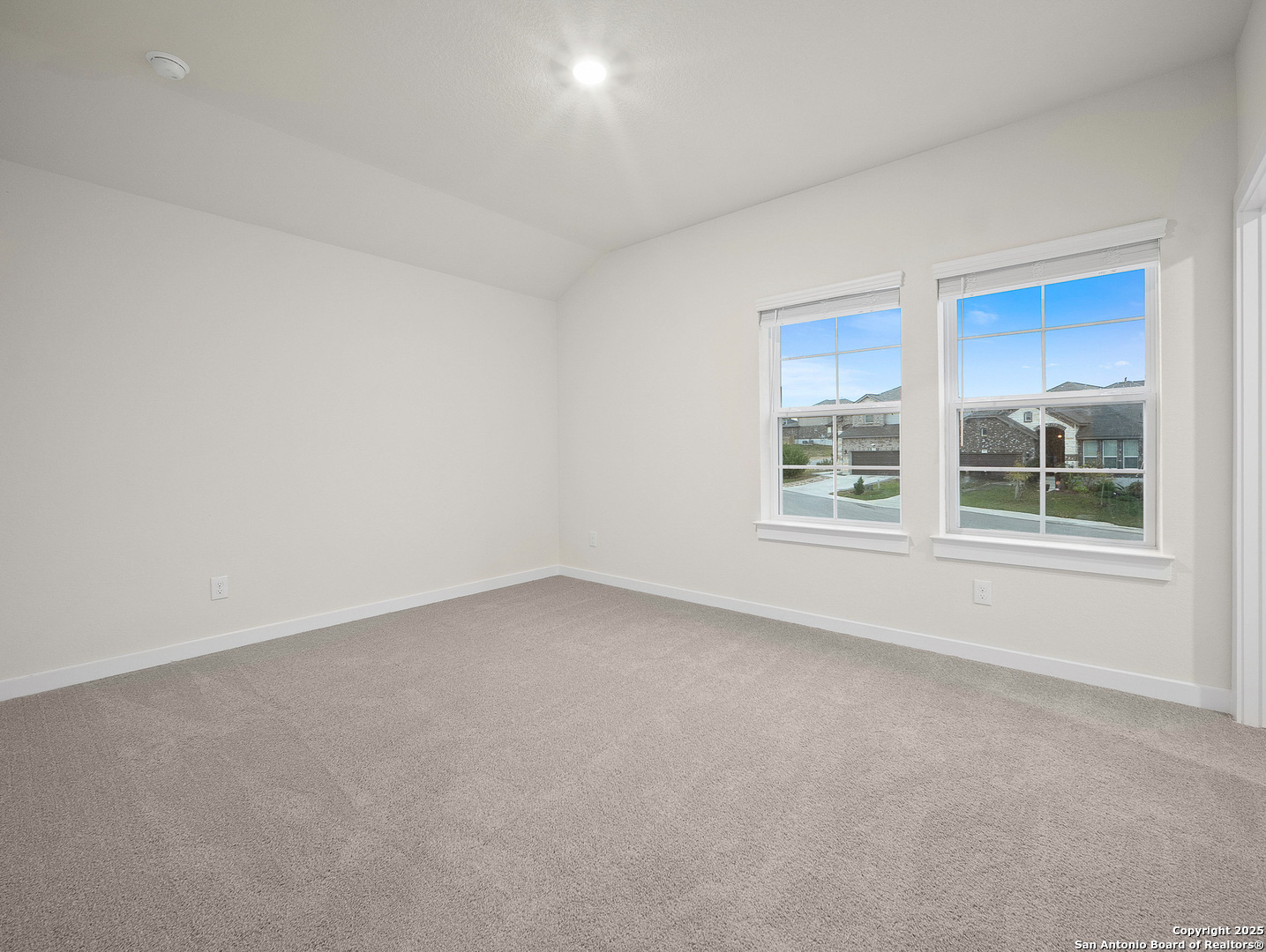 15234 Comanche Wolf San Antonio TX 78233