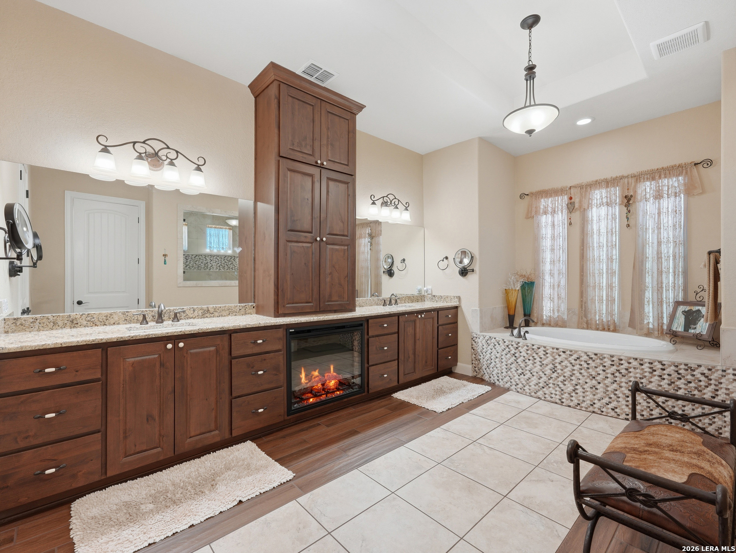 228 Lucky Ridge Bandera TX 78003