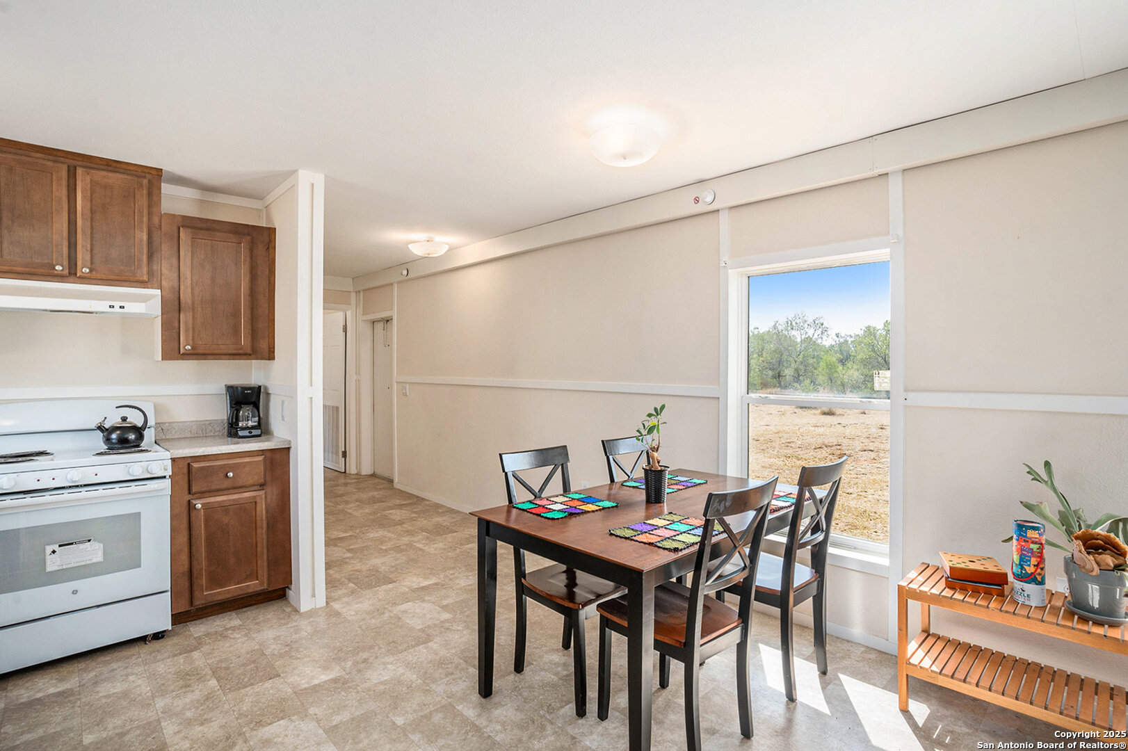 545 County Road 741 Yancey TX 78886
