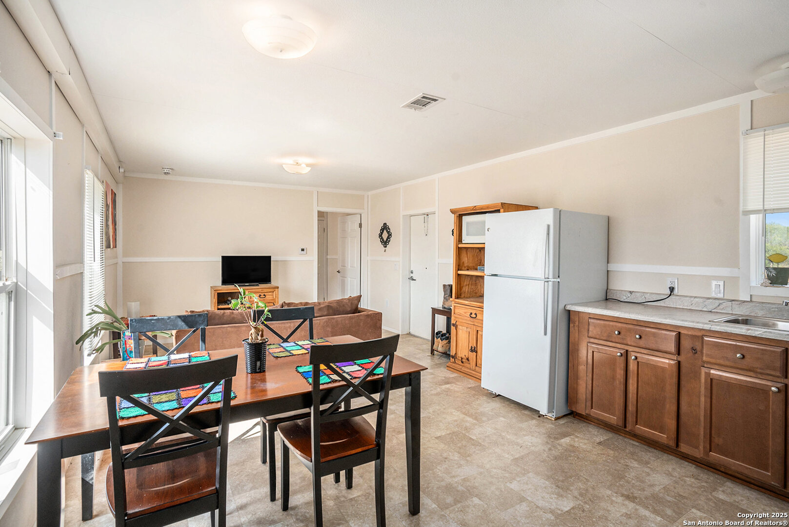 545 County Road 741 Yancey TX 78886