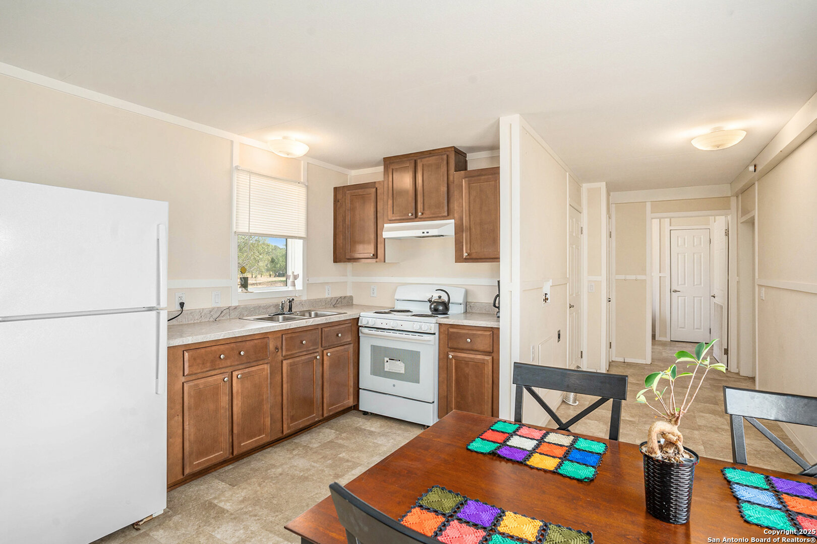 545 County Road 741 Yancey TX 78886