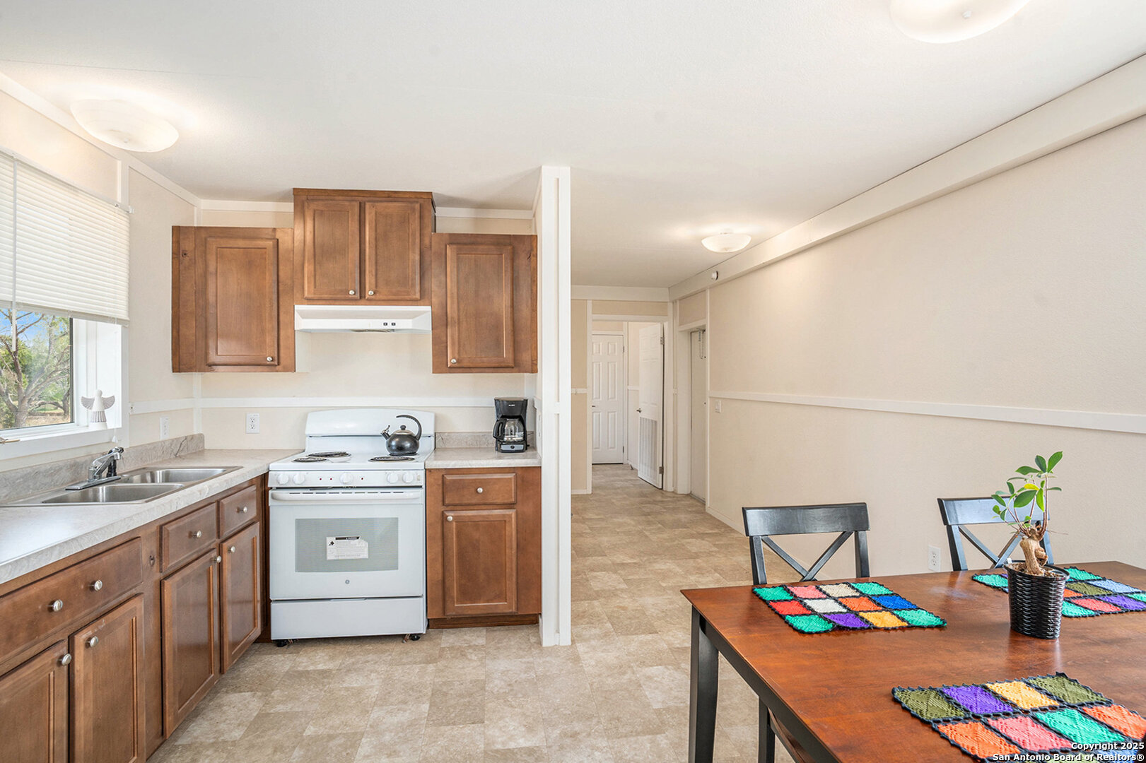 545 County Road 741 Yancey TX 78886