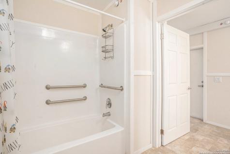 545 County Road 741 Yancey TX 78886