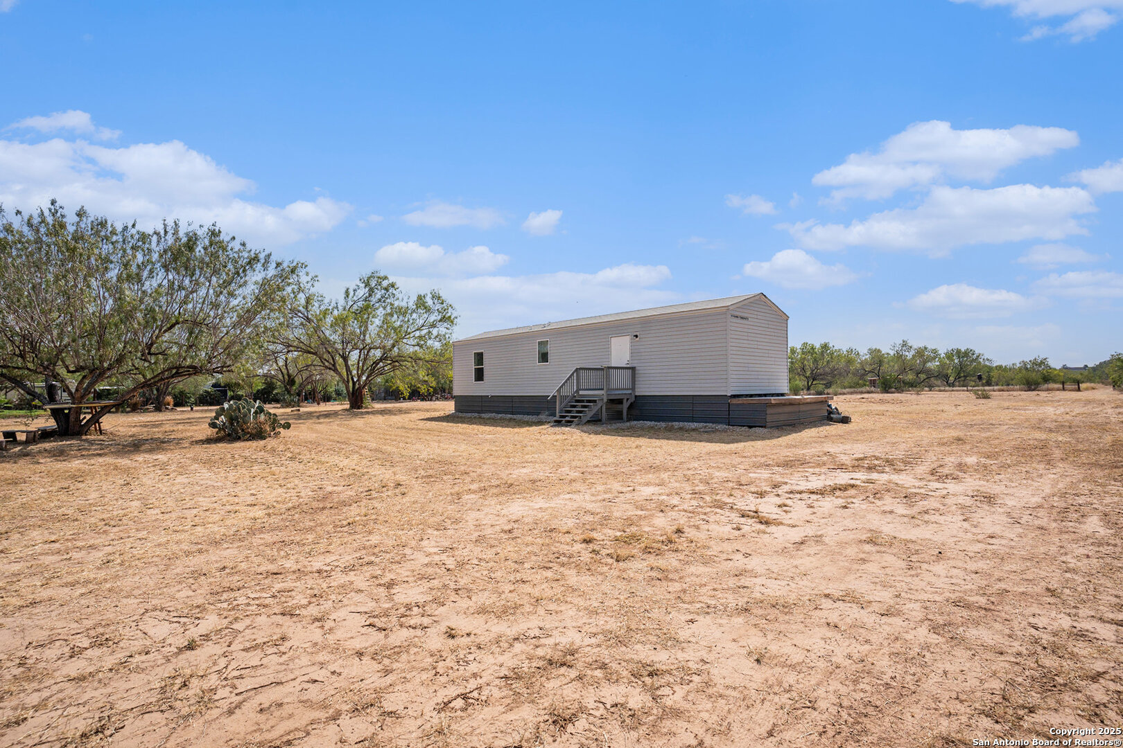 545 County Road 741 Yancey TX 78886
