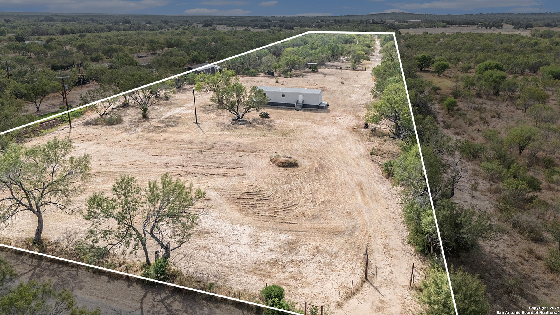 545 County Road 741 Yancey TX 78886