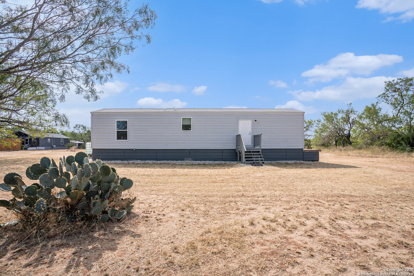 545 County Road 741 Yancey TX 78886