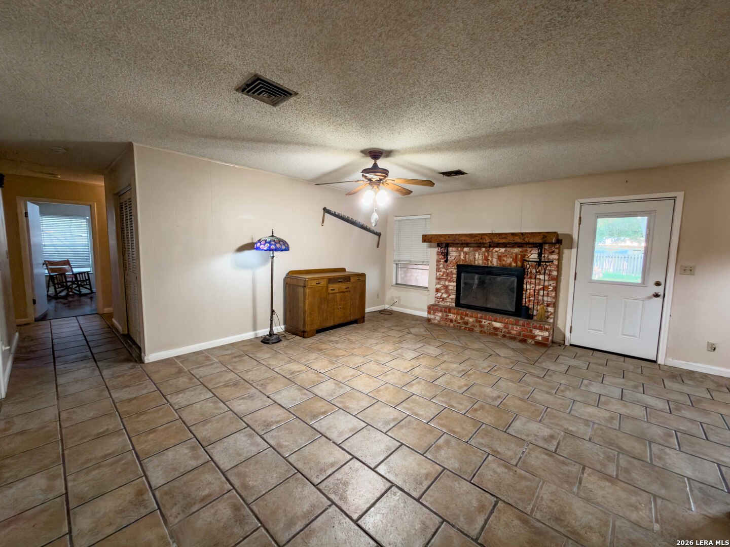 703 N Ashby Drive Uvalde TX 78801