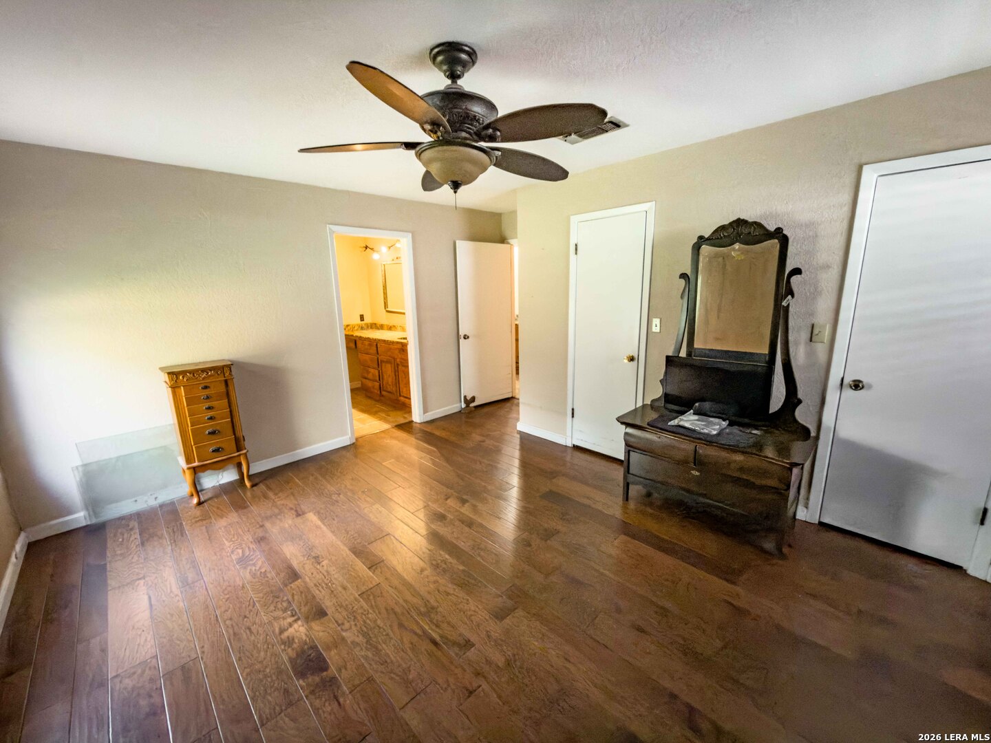 703 N Ashby Drive Uvalde TX 78801