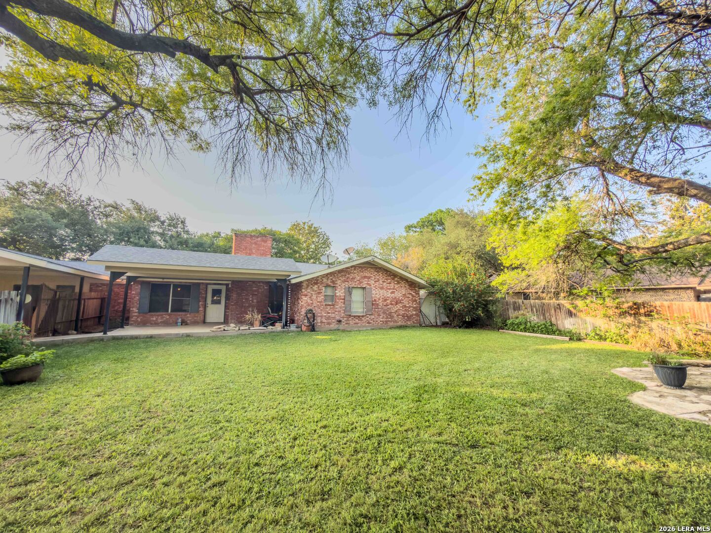 703 N Ashby Drive Uvalde TX 78801
