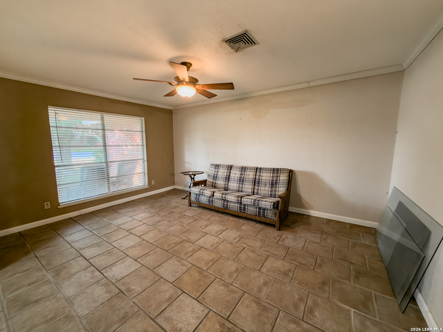 703 N Ashby Drive Uvalde TX 78801