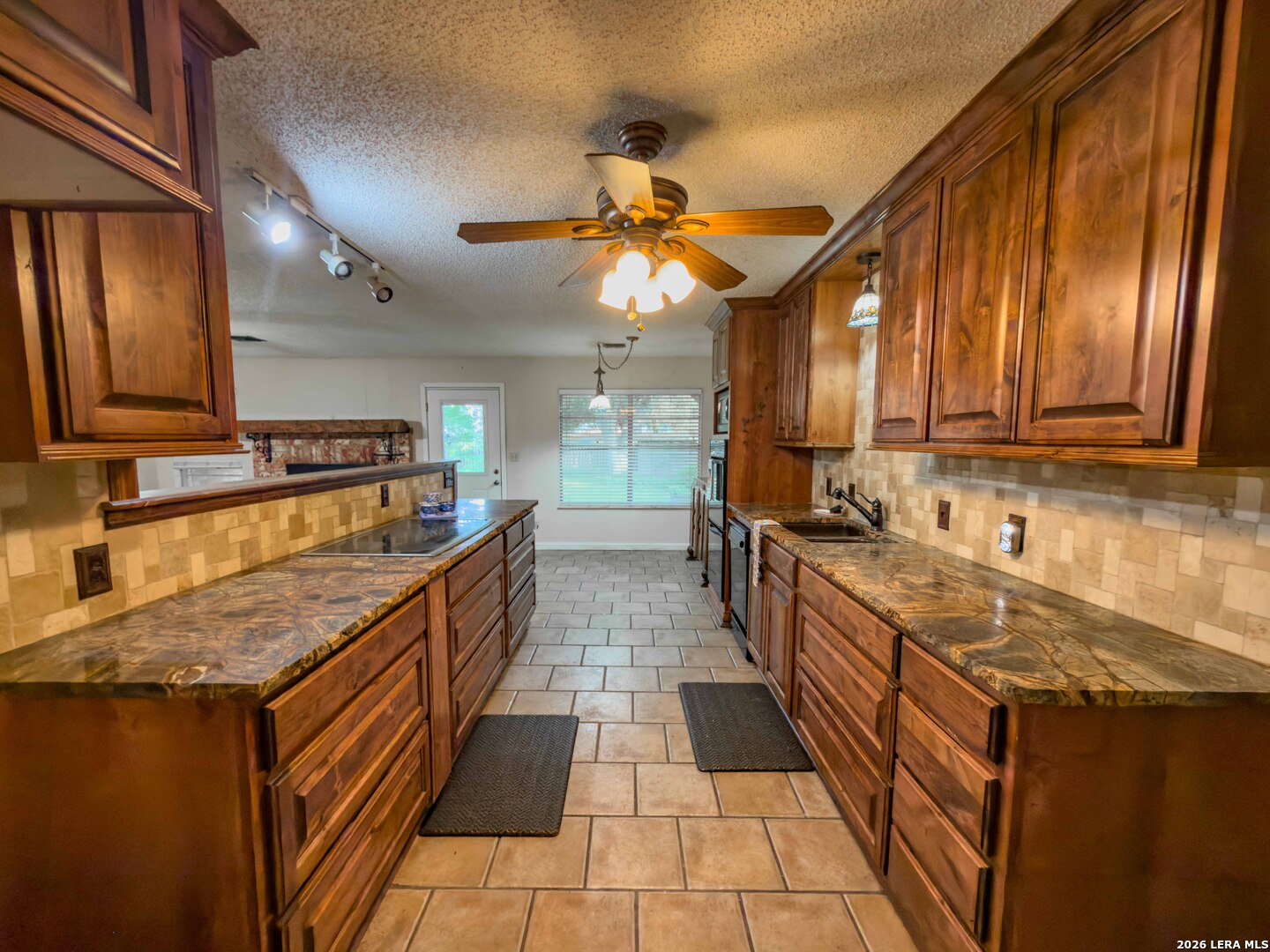 703 N Ashby Drive Uvalde TX 78801