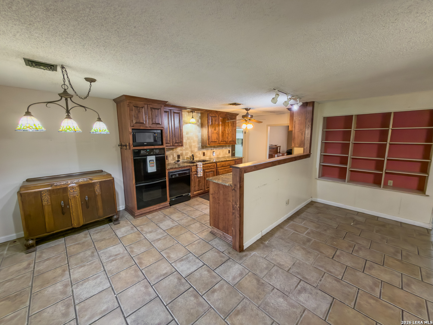 703 N Ashby Drive Uvalde TX 78801