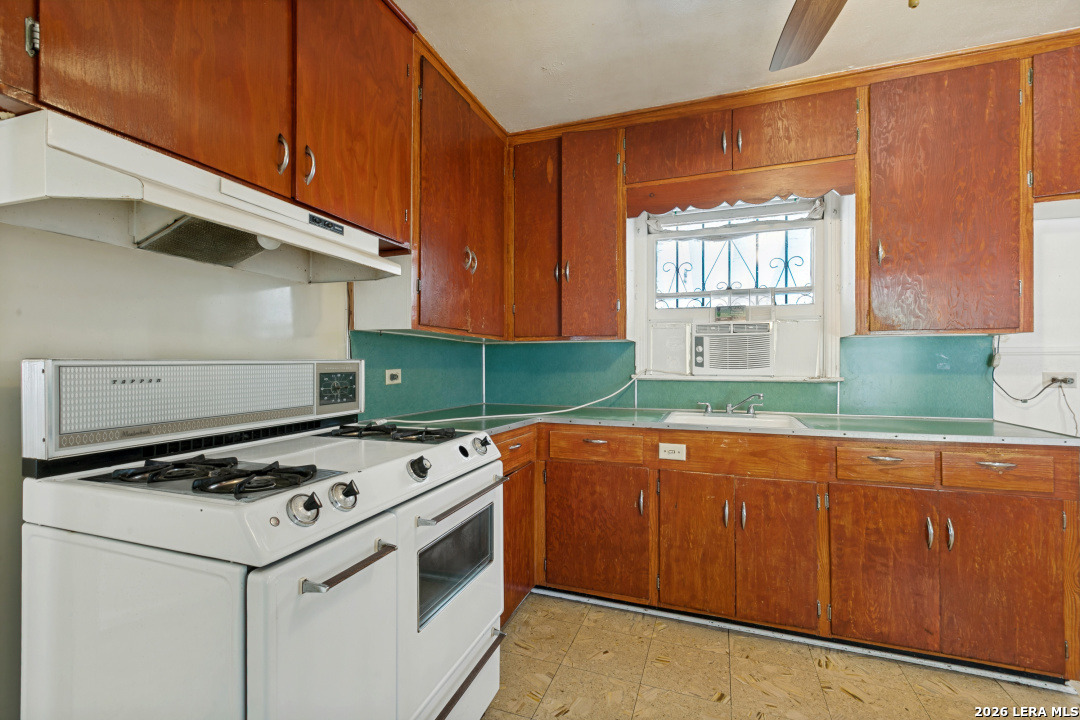 771 Linda Lou Drive San Antonio TX 78223