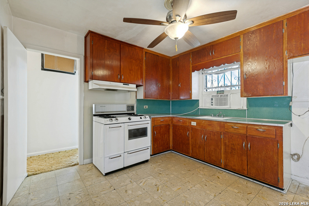 771 Linda Lou Drive San Antonio TX 78223
