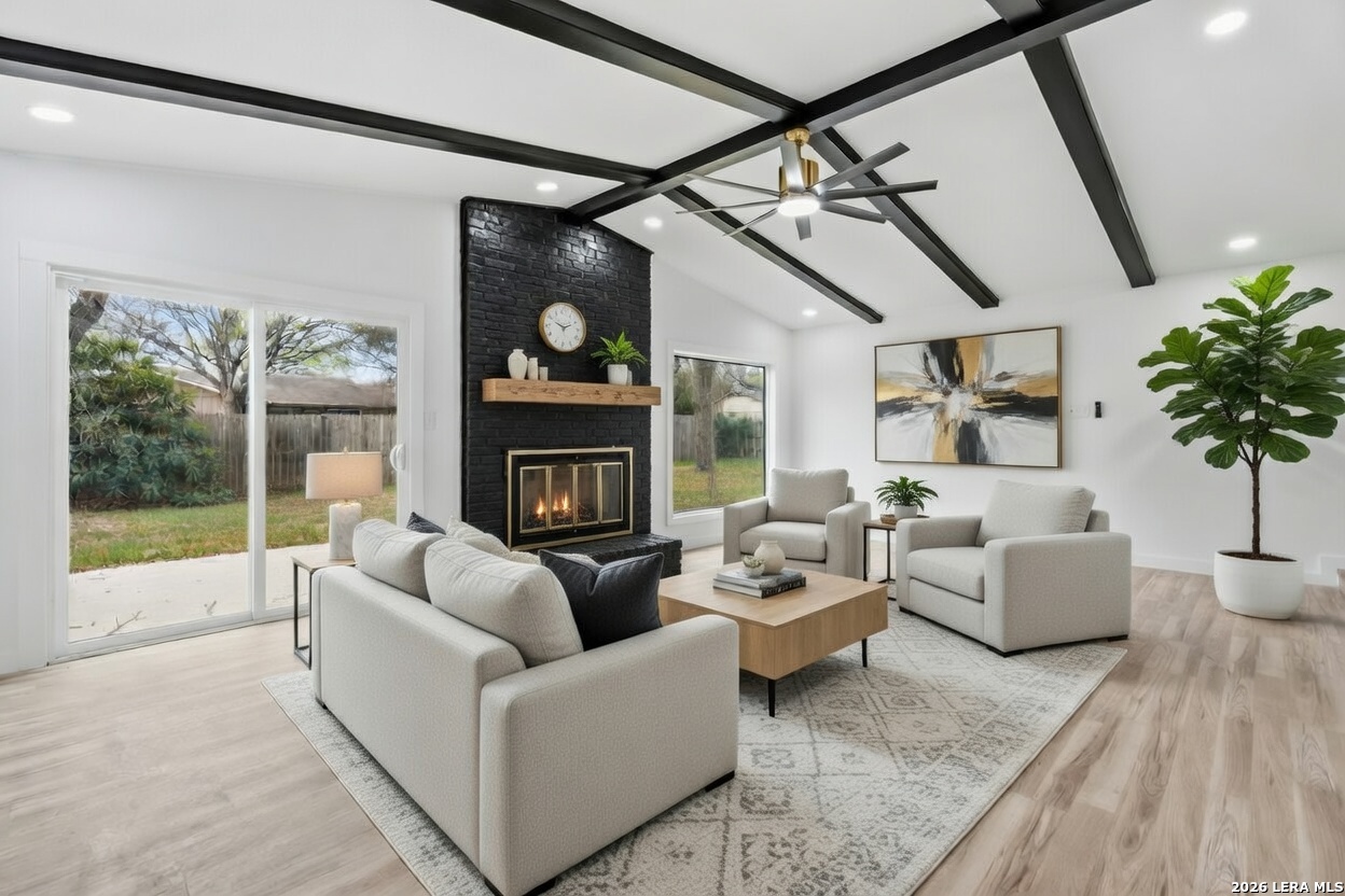 4902 El Presidio San Antonio TX 78233