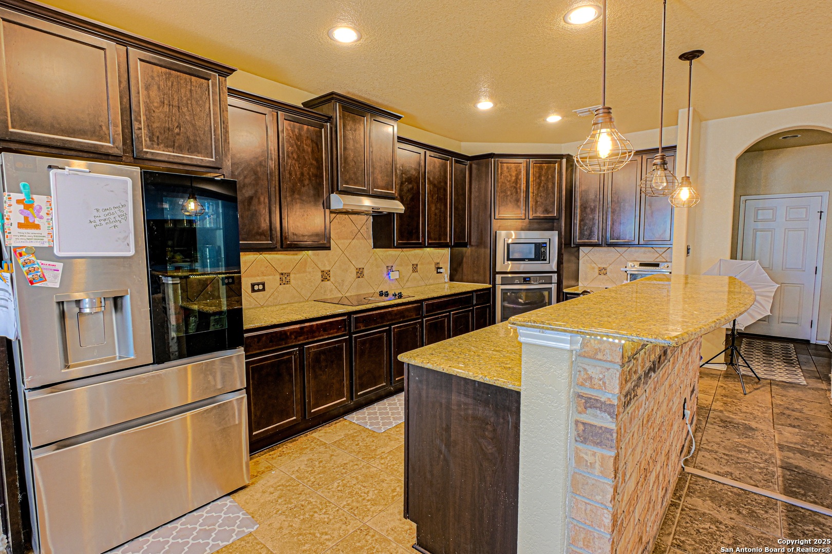 1403 Kingbird San Antonio TX 78245