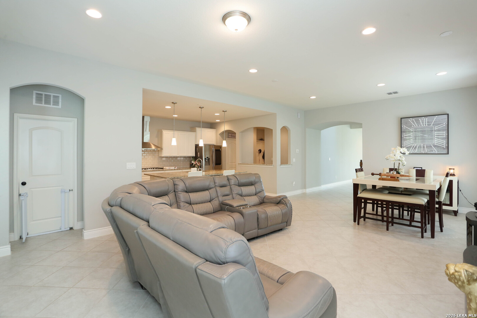 9109 Sunpool Schertz TX 78154