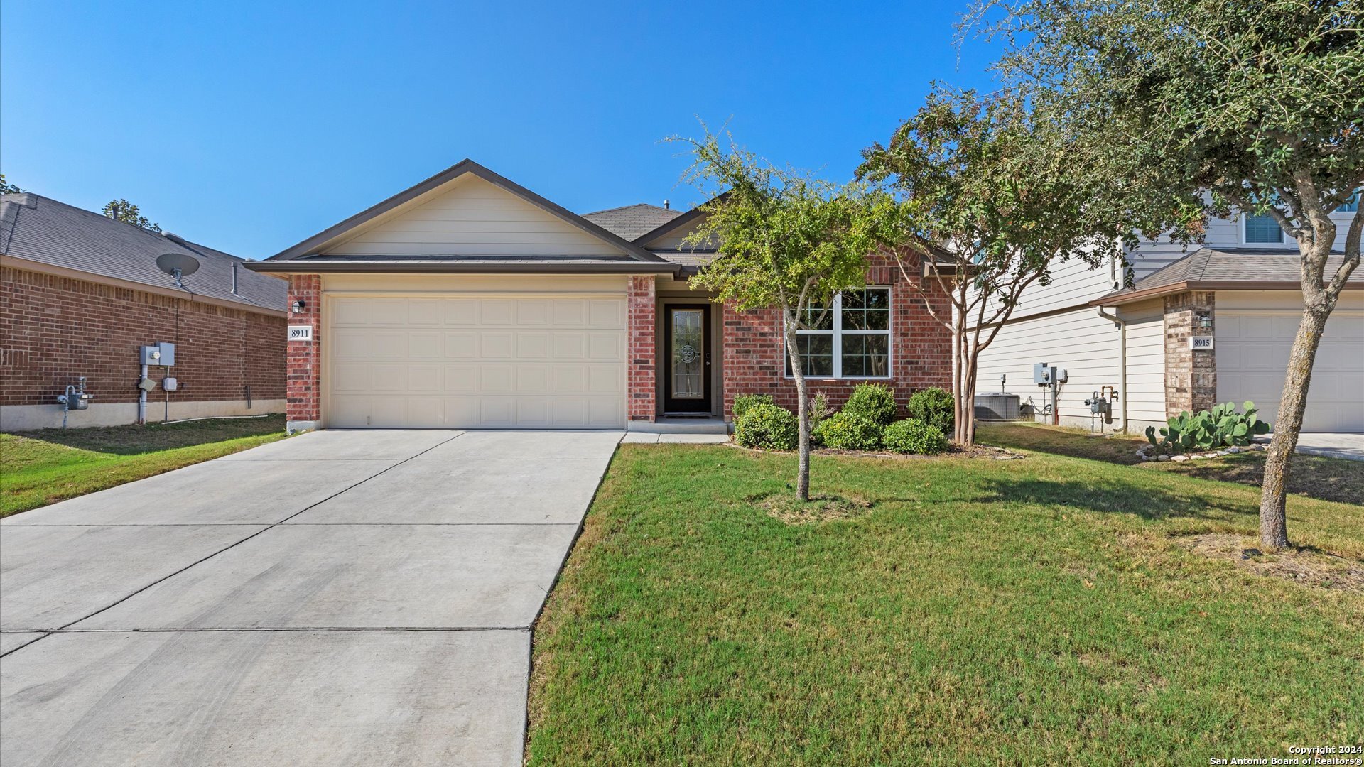 8911 Double Oak San Antonio TX 78254