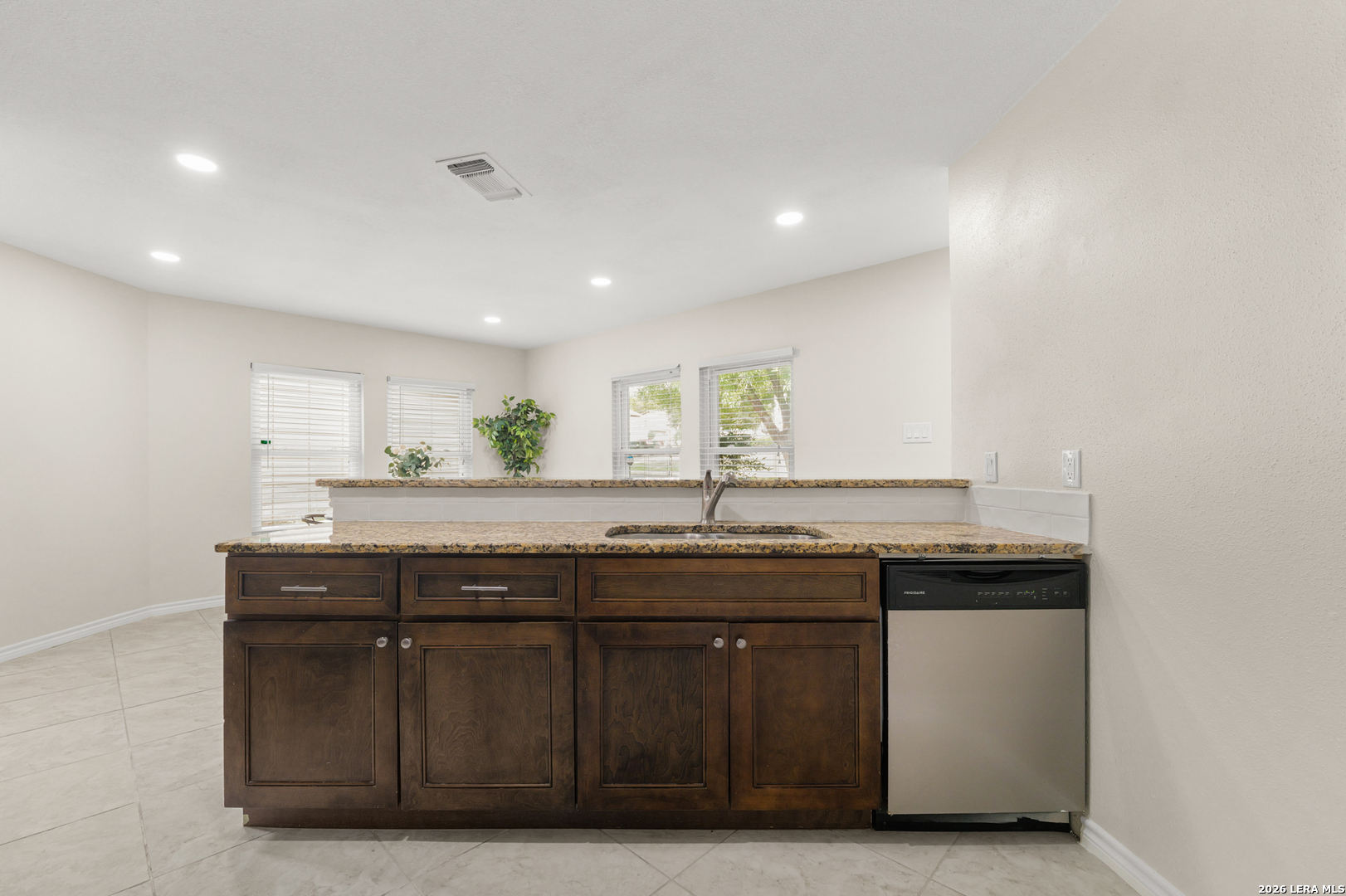 9735 Fortune Ridge Drive Converse TX 78109