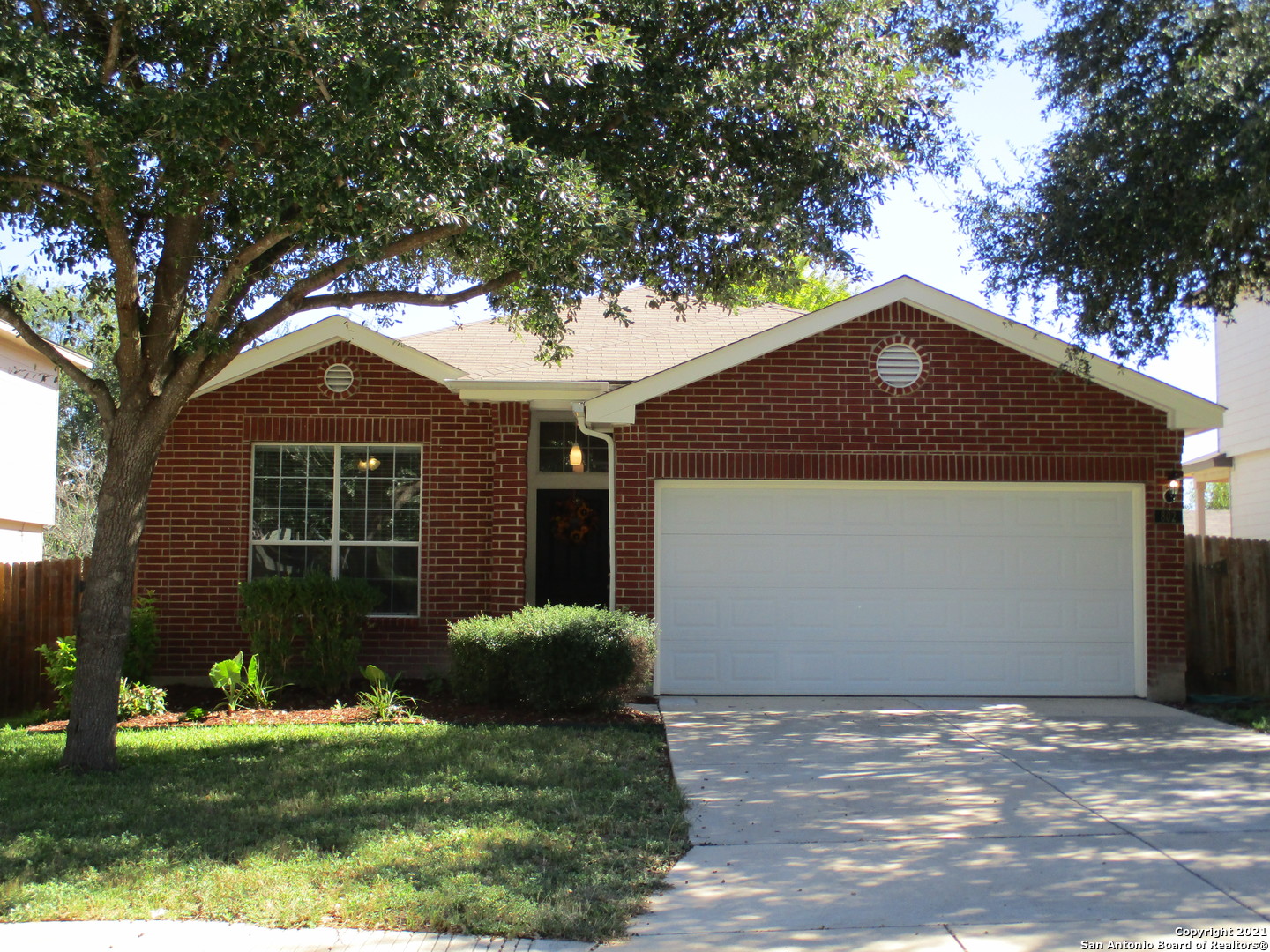 802 Campion Red San Antonio TX 78245