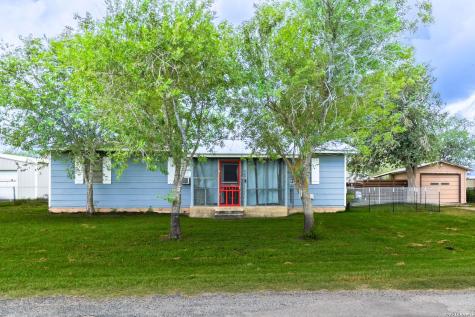 609 N Rosalie Street Falls City TX 78113