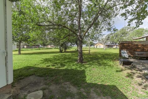 609 N Rosalie Street Falls City TX 78113
