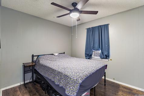 609 N Rosalie Street Falls City TX 78113