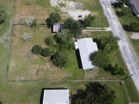 609 N Rosalie Street Falls City TX 78113