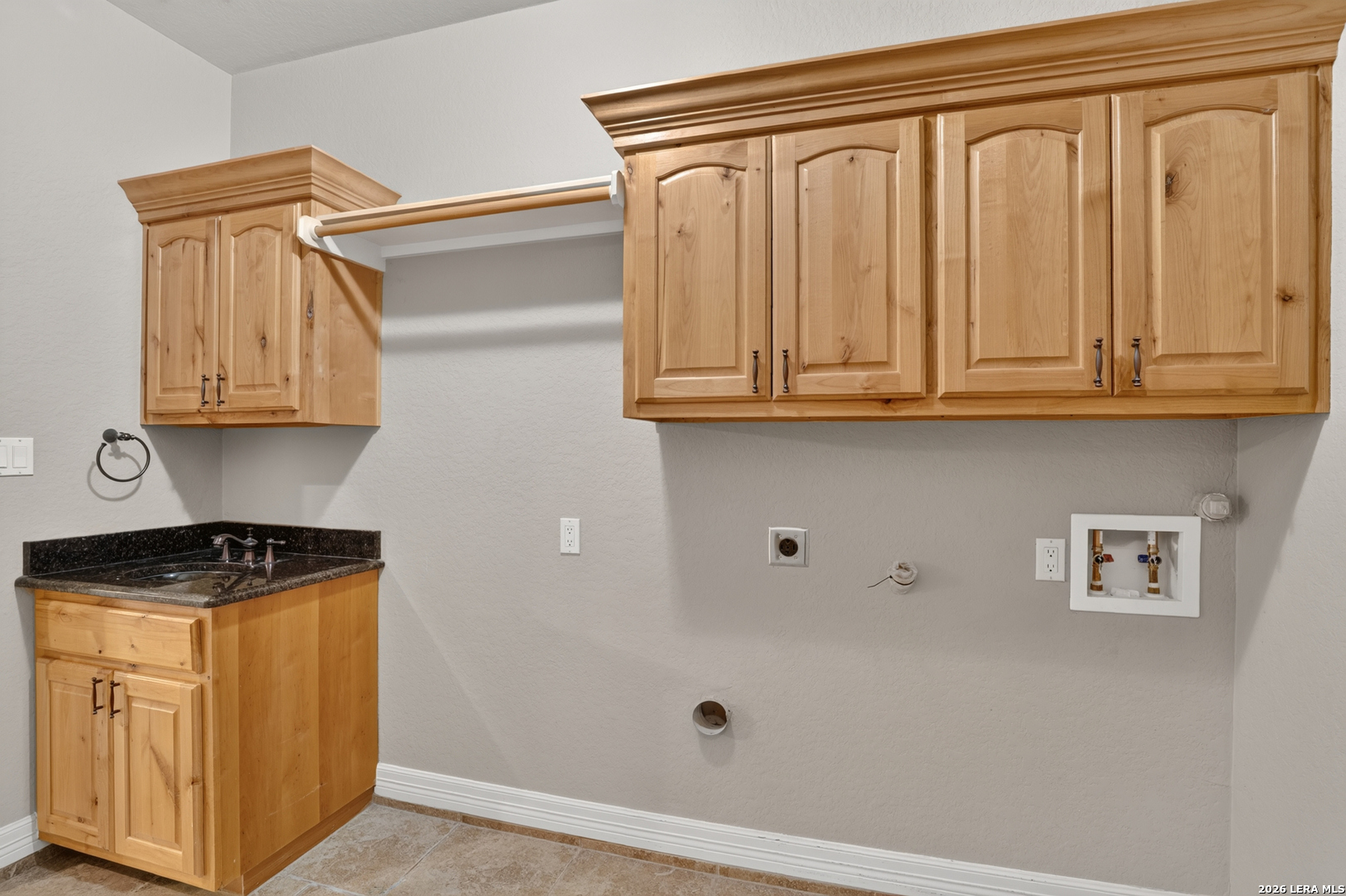 144 Abrego Lake Floresville TX 78114