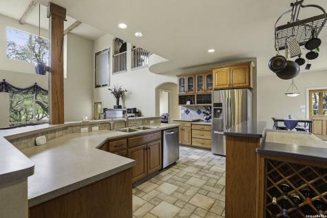 3605 Running Springs San Antonio TX 78261