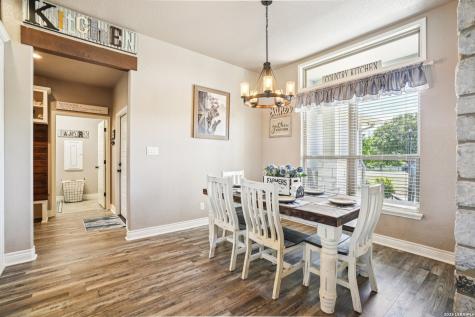 121 Westfield Landing La Vernia TX 78121