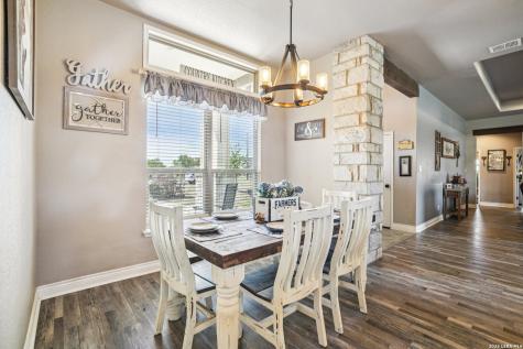 121 Westfield Landing La Vernia TX 78121