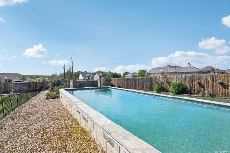 121 Westfield Landing La Vernia TX 78121