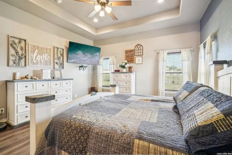 121 Westfield Landing La Vernia TX 78121