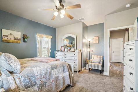 121 Westfield Landing La Vernia TX 78121