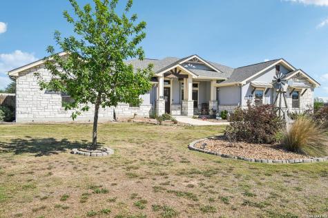 121 Westfield Landing La Vernia TX 78121