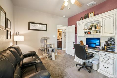 121 Westfield Landing La Vernia TX 78121
