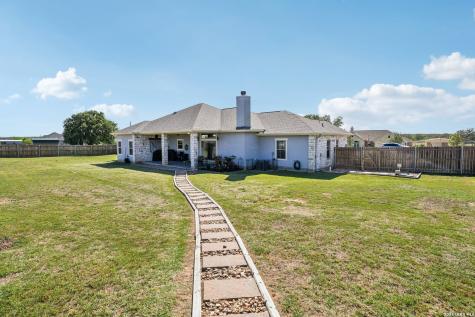 121 Westfield Landing La Vernia TX 78121