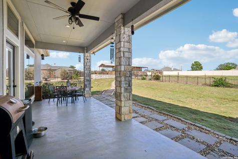 121 Westfield Landing La Vernia TX 78121
