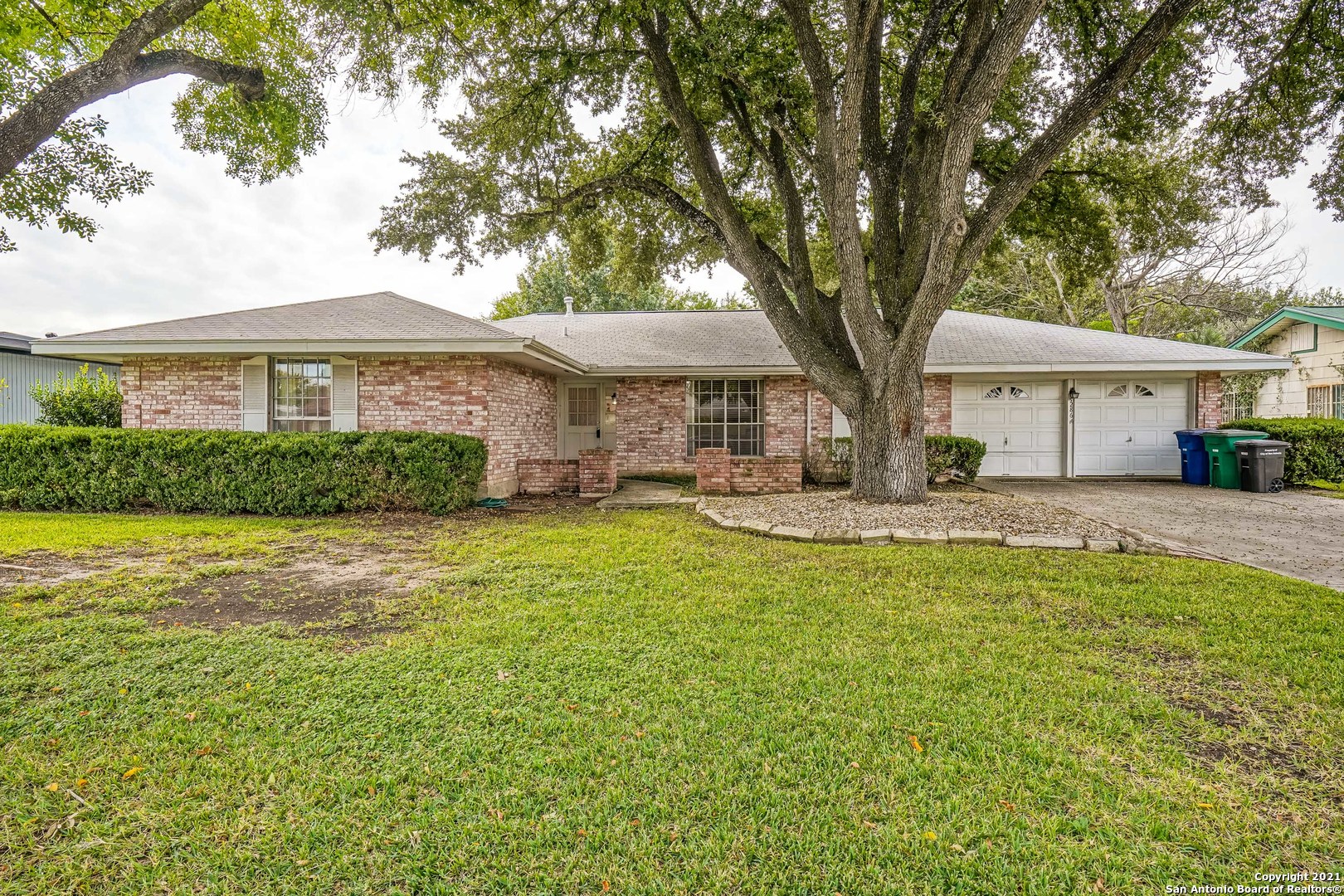 5286 Prince Valiant San Antonio TX 78218