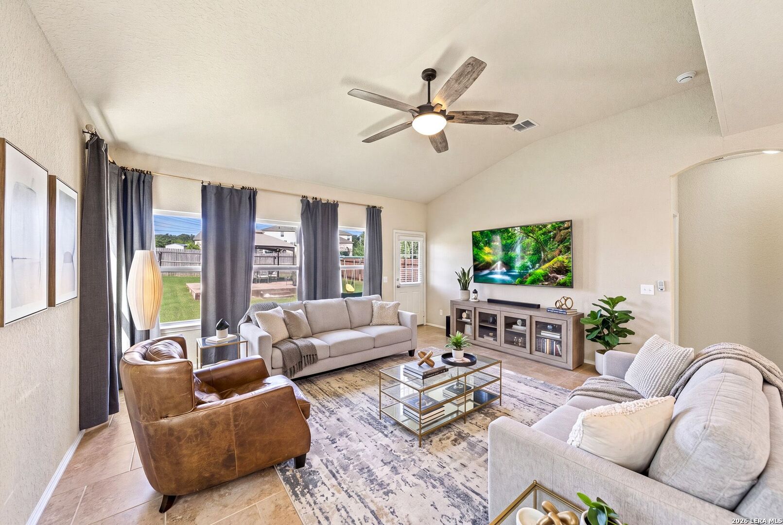 1631 Badger Wolf San Antonio TX 78245