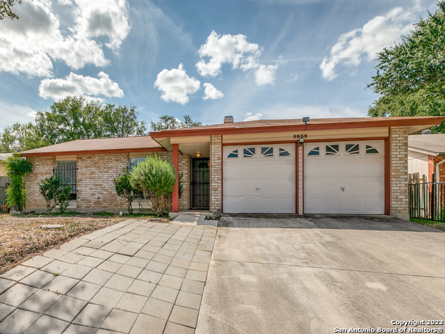 5959 Hidden Boulder Street San Antonio TX 78250